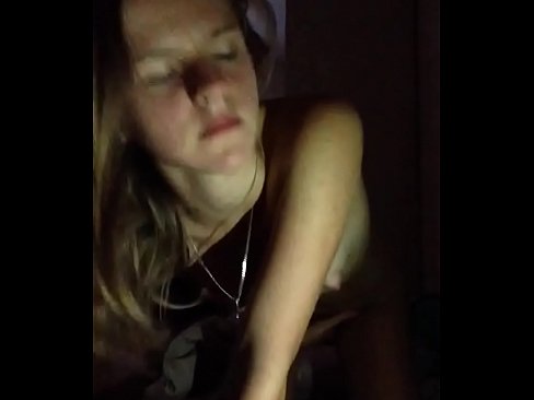 ❤️ En jente onanerer og spermer ❤ Pornovideo ved no.hellporno-com.ru ❌